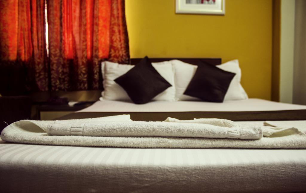Hotel Vinayak Inn Siliguri Exterior photo