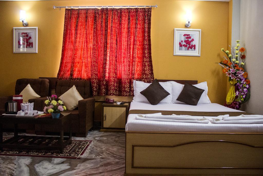 Hotel Vinayak Inn Siliguri Exterior photo