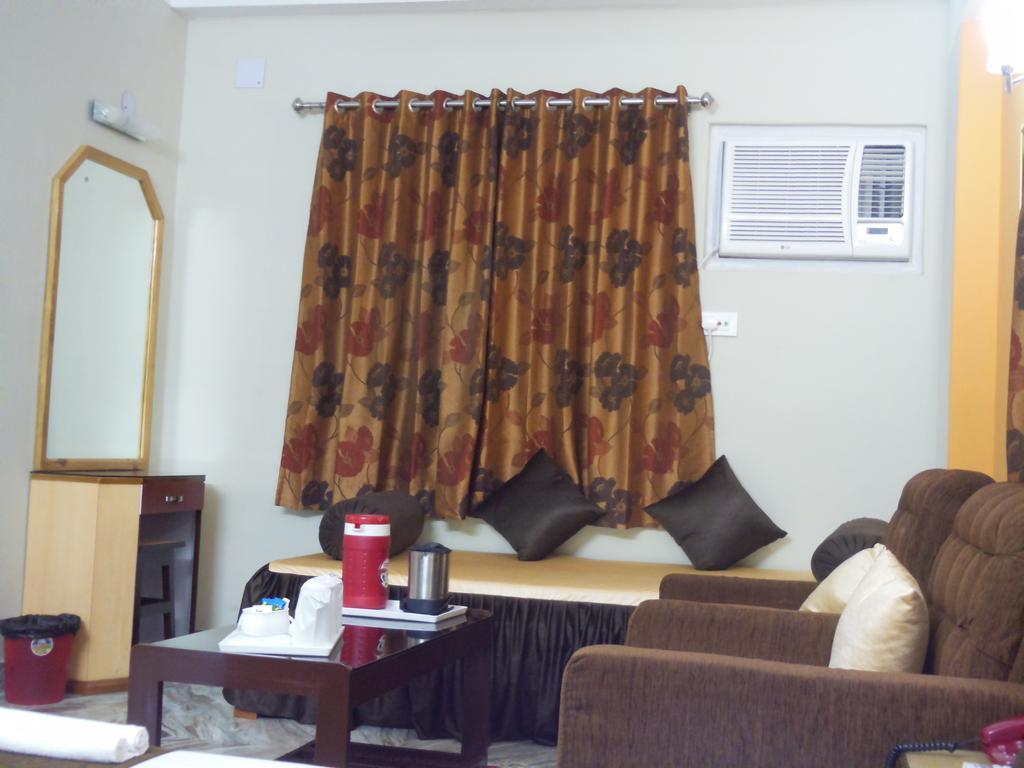 Hotel Vinayak Inn Siliguri Exterior photo