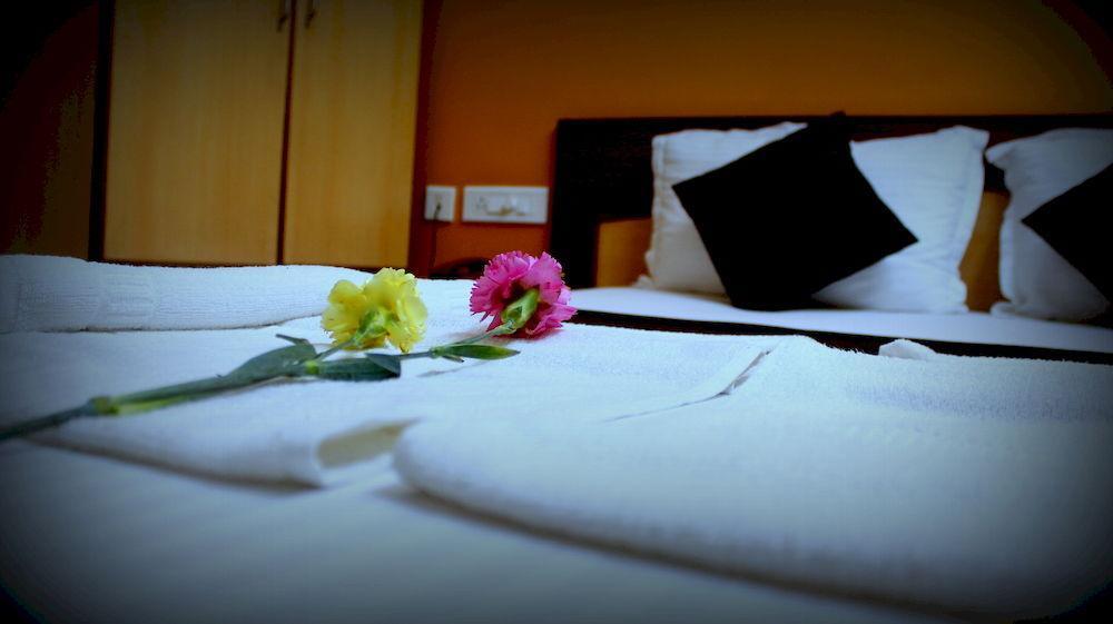 Hotel Vinayak Inn Siliguri Exterior photo