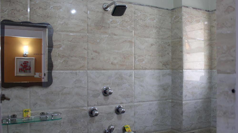 Hotel Vinayak Inn Siliguri Exterior photo